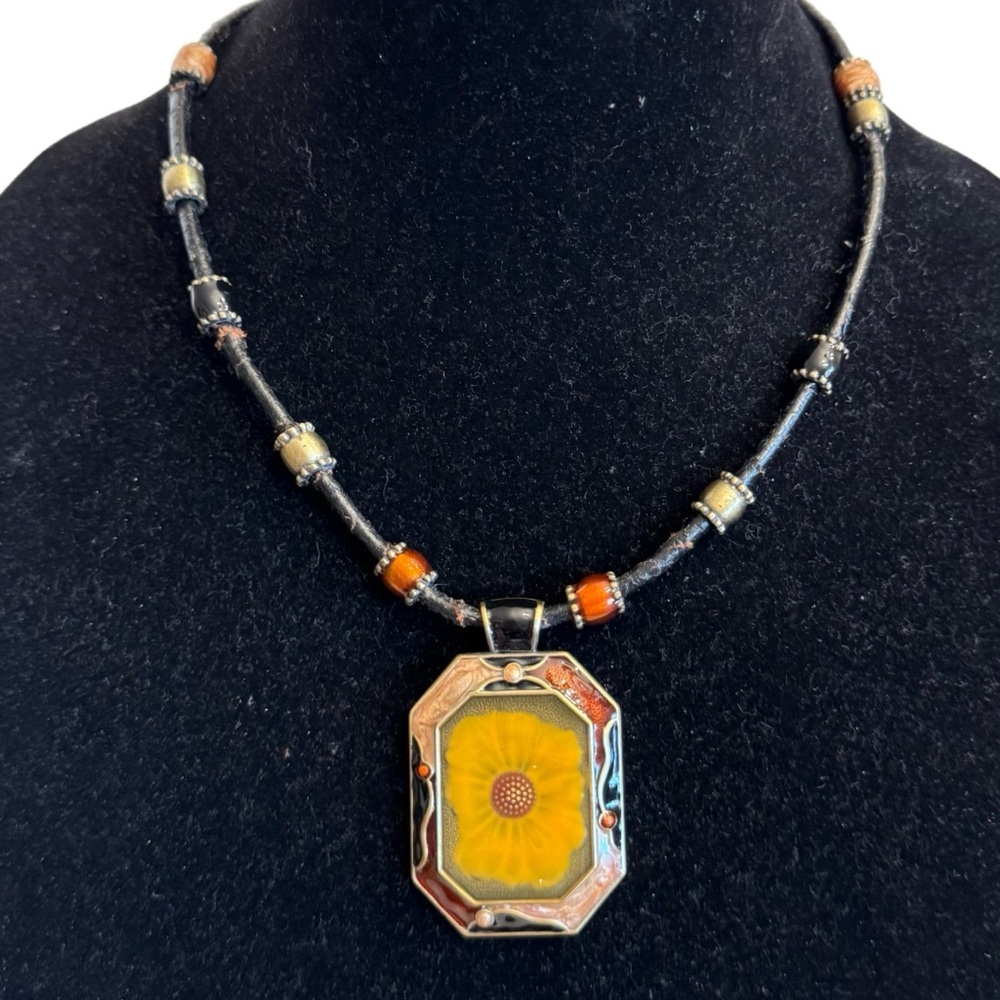 VTG Retired Chicos Flower Lucite Statement Pendant Glass Beads Leather Necklace
